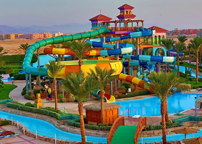 Charmillion Club Aquapark Resort 5*