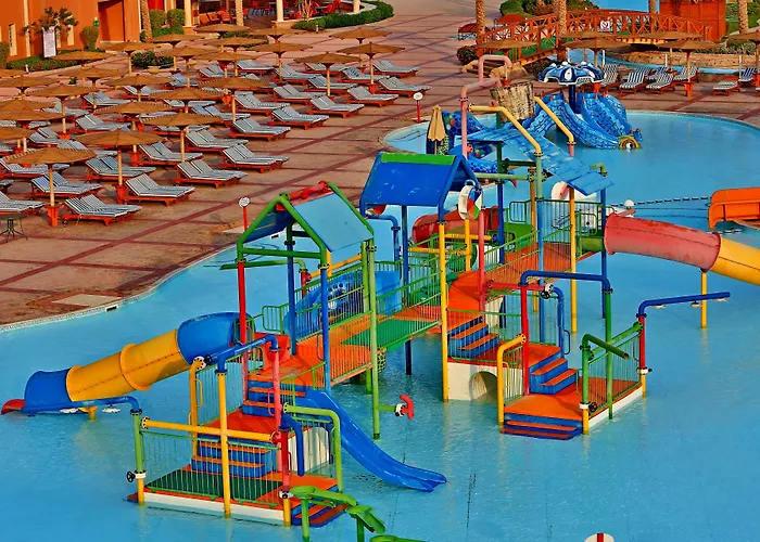 Charmillion Club Aquapark Resort 5*
