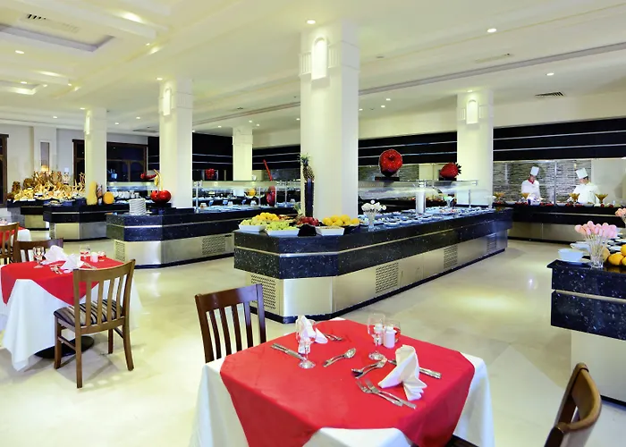 Charmillion Club Aquapark Resort
