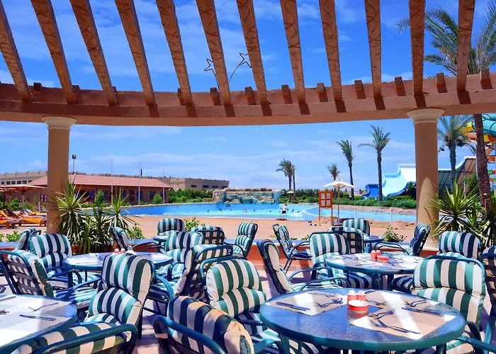 Charmillion Club Aquapark Resort 5*