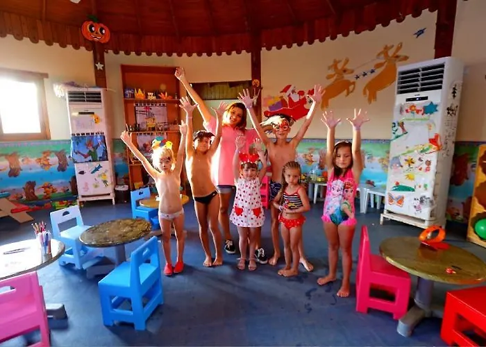 Charmillion Club Aquapark 5*