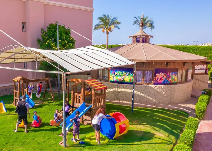 Charmillion Club Aquapark 5*