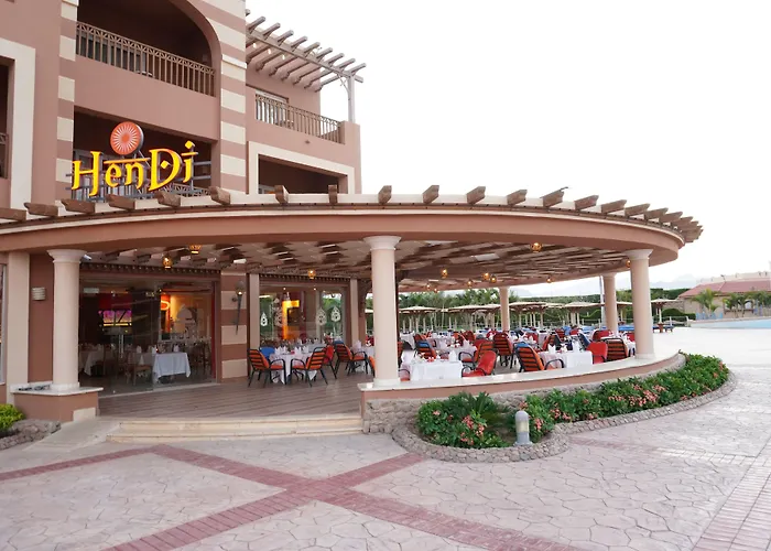 Charmillion Club Aquapark