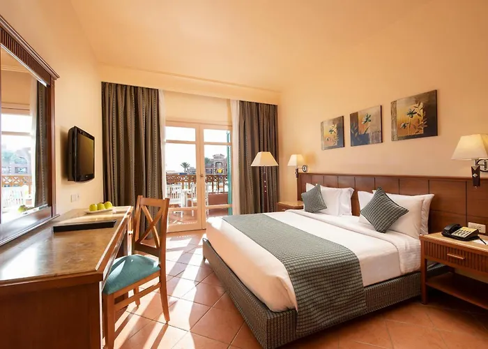 Charmillion Club Aquapark 5*